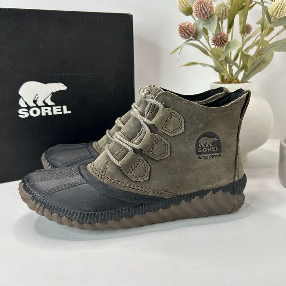 Sorel Out N About Major Leather Waterproof Lace Up Boot NL 3069-245 Women's US 7 - Picture 3 of 9